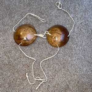 Coconut bra